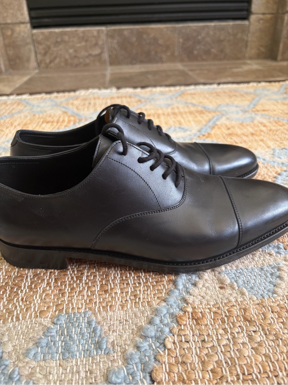 John Lobb Black Leather Cap-Toe Derby Shoes - Picture 4 of 9